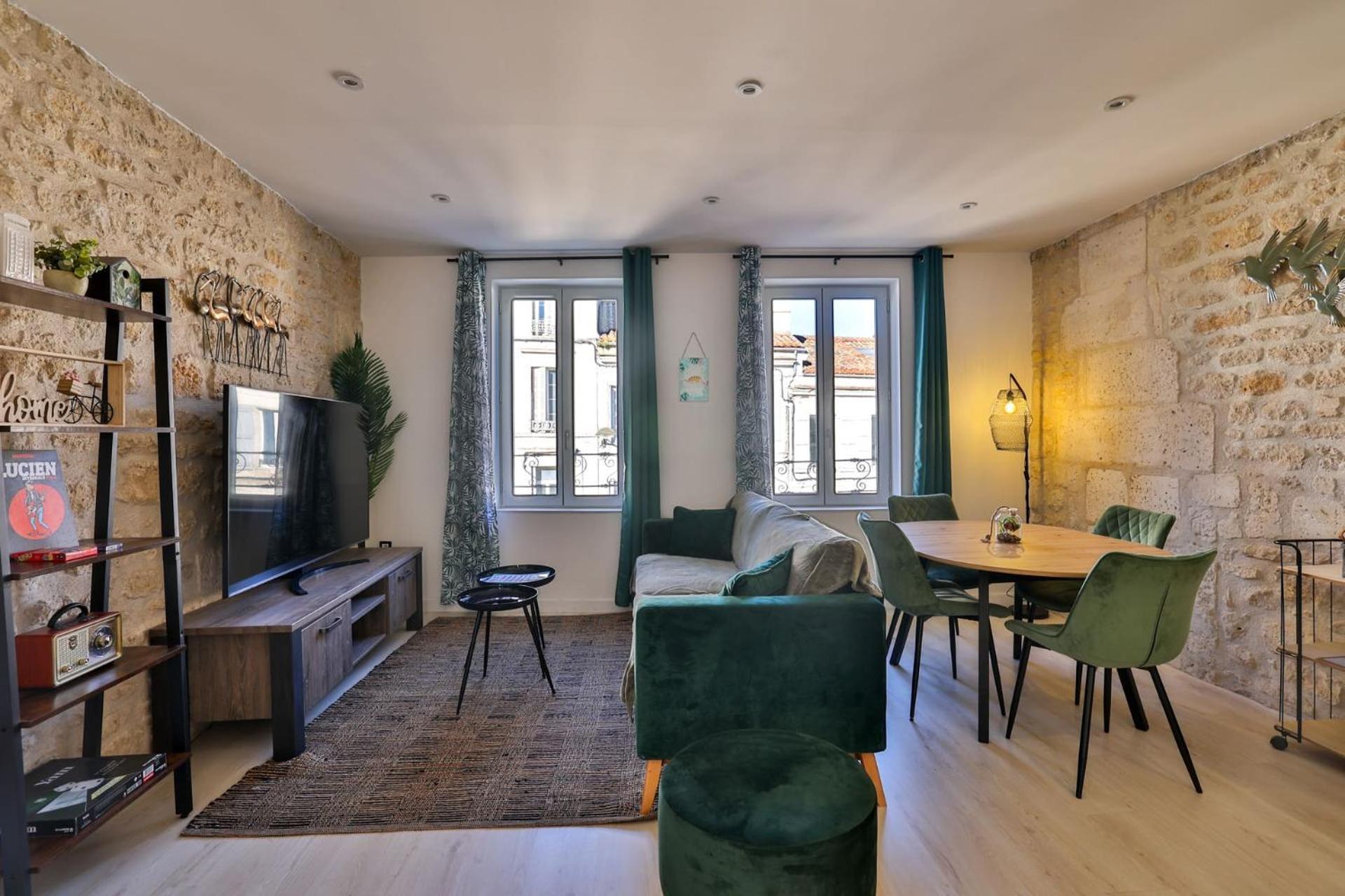 Le Lucien Eco-Appart'Hotel - Angouleme - Centre - Wifi - Parking Prive - Classe 4 Etoiles Екстер'єр фото
